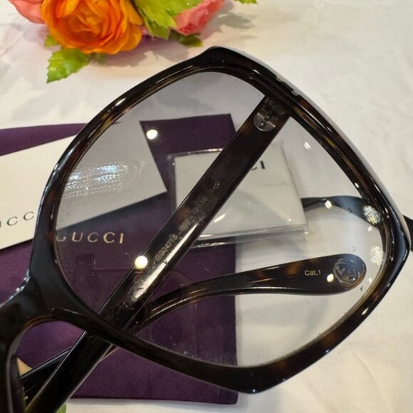 Authentic Gucci Brown Oversized Sunglasses - Picture 5 of 14